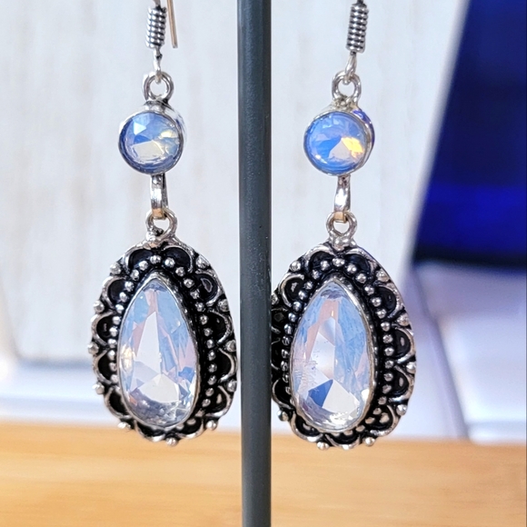 Game of stones Jewelry - New Opalite drop earrings stamped 925